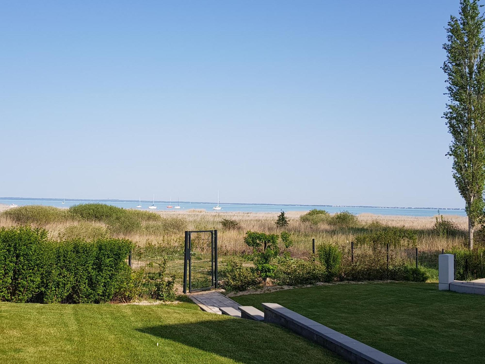 Coastline Balaton Apartment Alsoors Exterior photo
